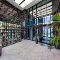 Exclusive residential and commercial complex in Istanbul, Dying